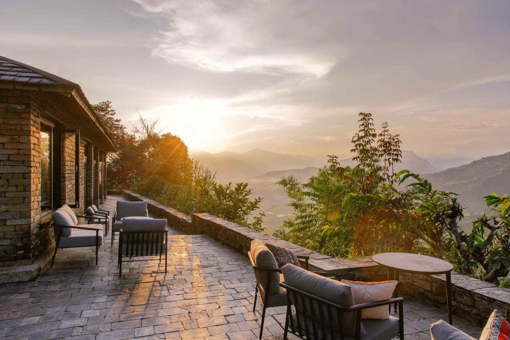 Tiger Mountain Pokhara Lodge Экстерьер фото