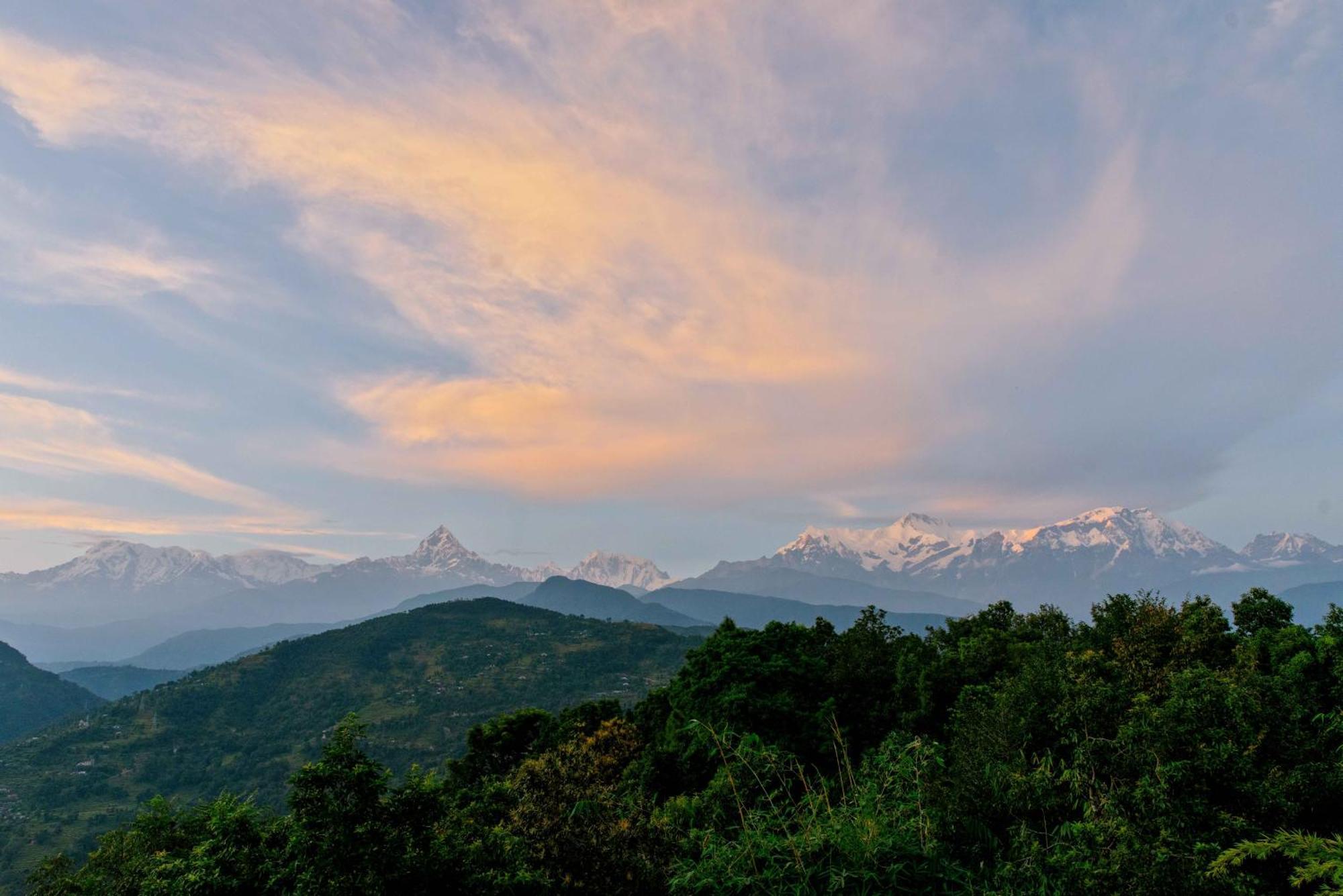 Tiger Mountain Pokhara Lodge Экстерьер фото