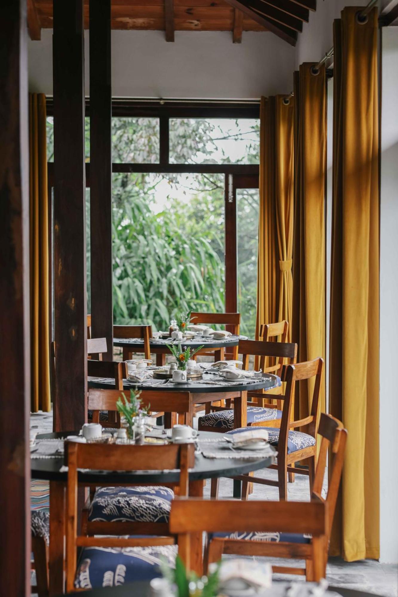 Tiger Mountain Pokhara Lodge Экстерьер фото