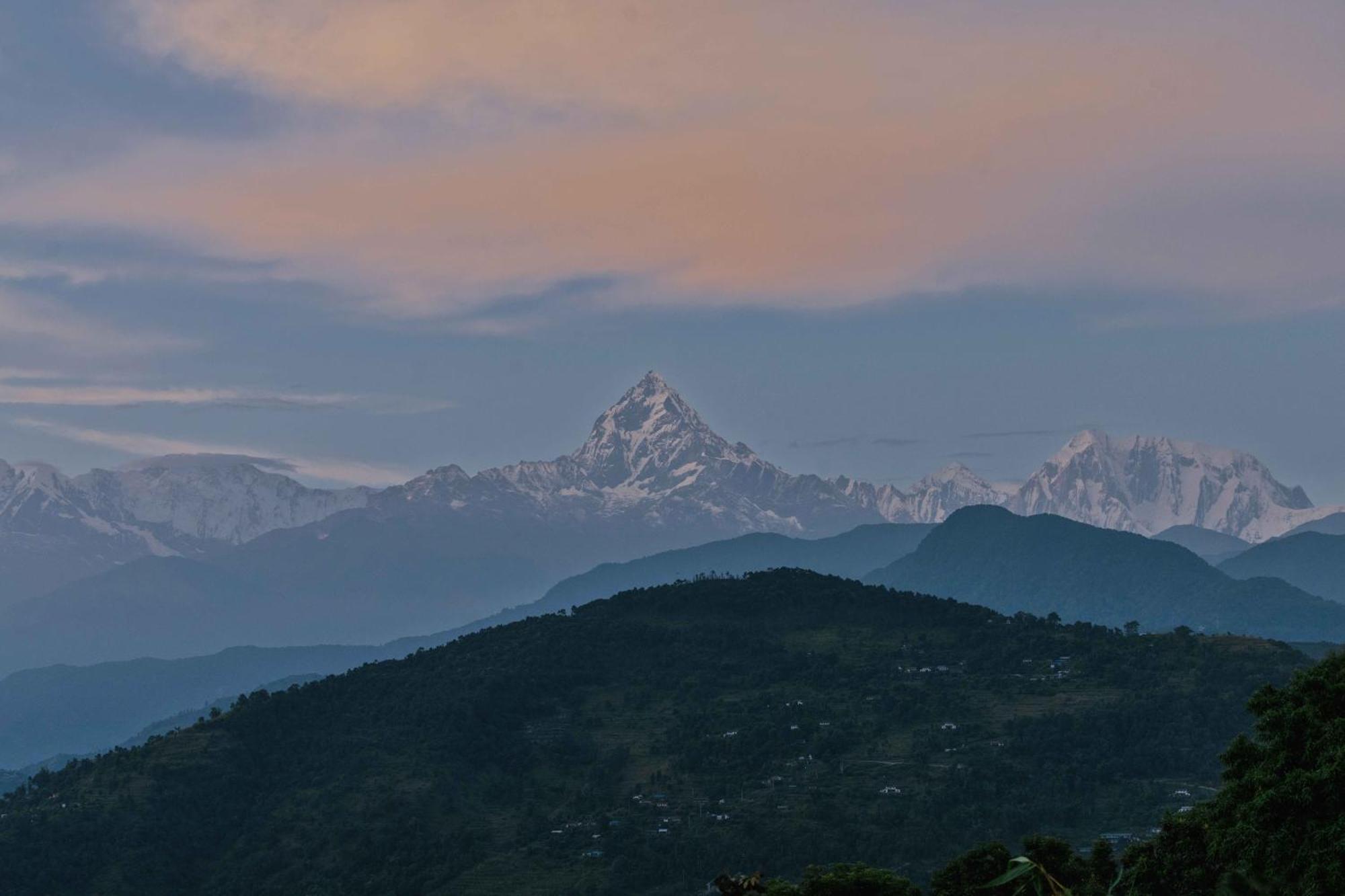 Tiger Mountain Pokhara Lodge Экстерьер фото